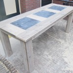 Tafel gebruikt steigerhout met natuursteen en blokpoten
